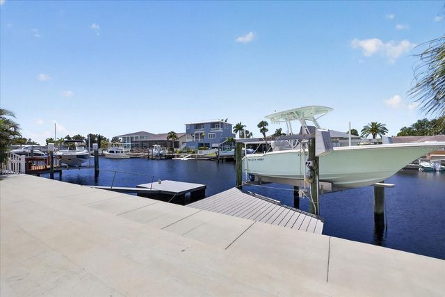 5101 SOUTHSHORE DRIVE, New Port Richey, FL 34652