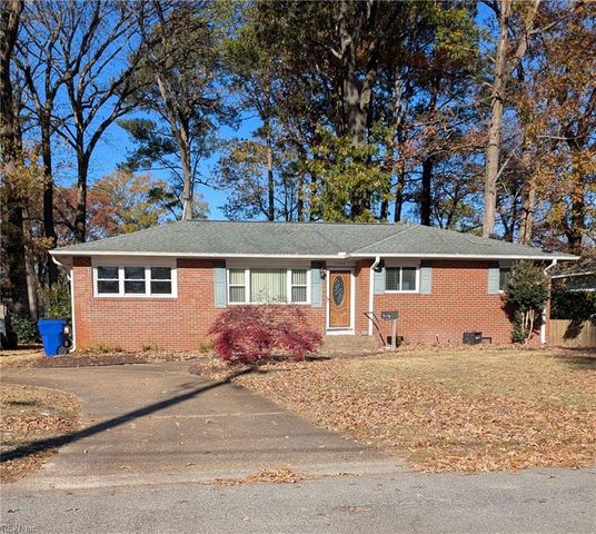 4924 Floral ST, Virginia Beach, VA 23462