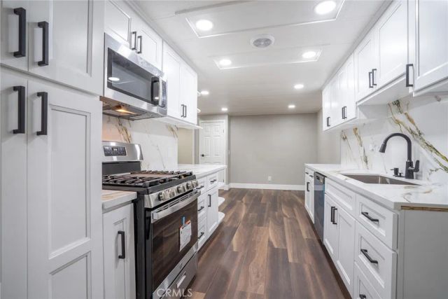 212 Las Brisas Circle, Pomona, CA 91768