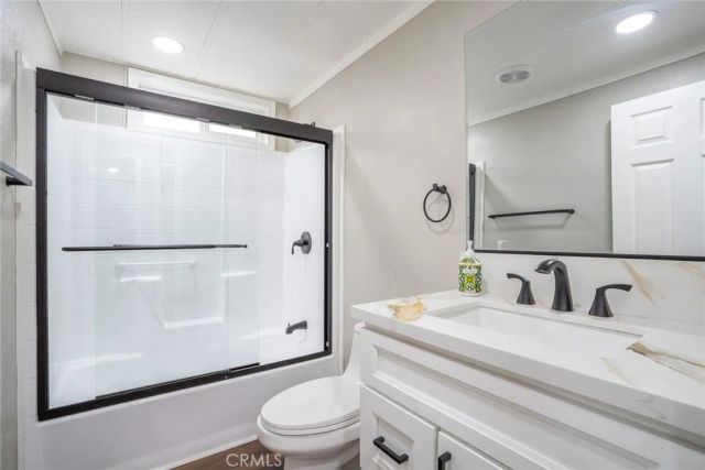 212 Las Brisas Circle, Pomona, CA 91768