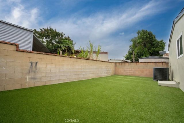 212 Las Brisas Circle, Pomona, CA 91768