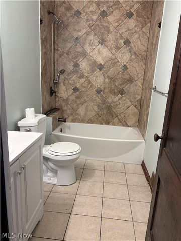 3293 W 98, Cleveland, OH 44102