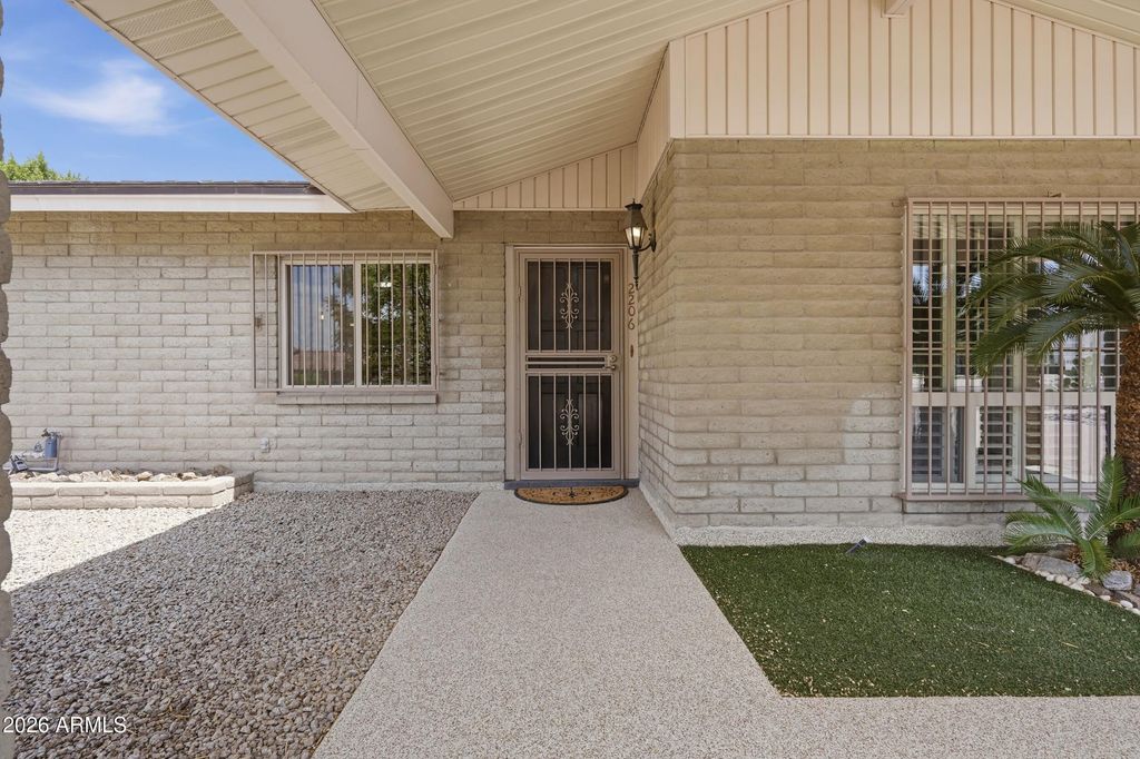 2206 E NICOLET Avenue, Phoenix, AZ 85020 — photo 4