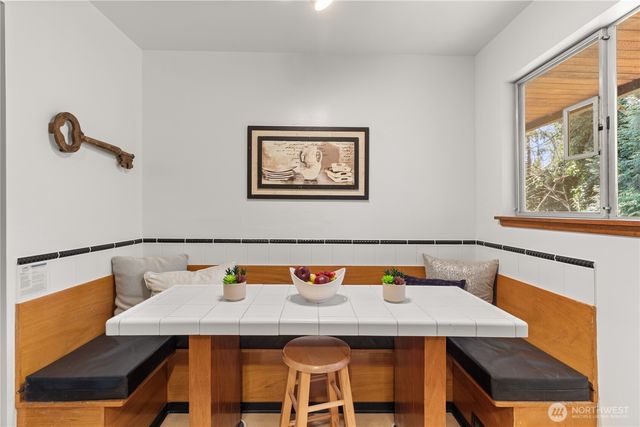 15829 4th Avenue SW, Burien, WA 98166