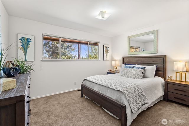 15829 4th Avenue SW, Burien, WA 98166