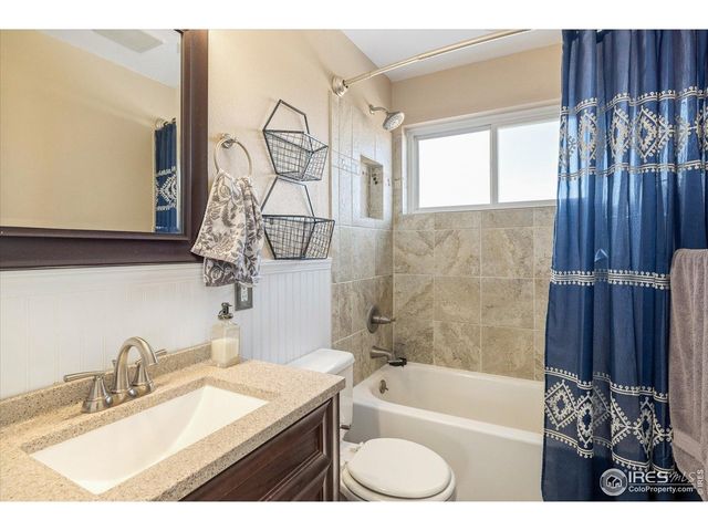 5369 Lynn Dr, Arvada, CO 80002