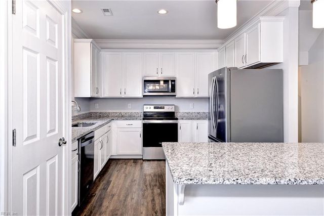5445 Center ST, Williamsburg, VA 23188