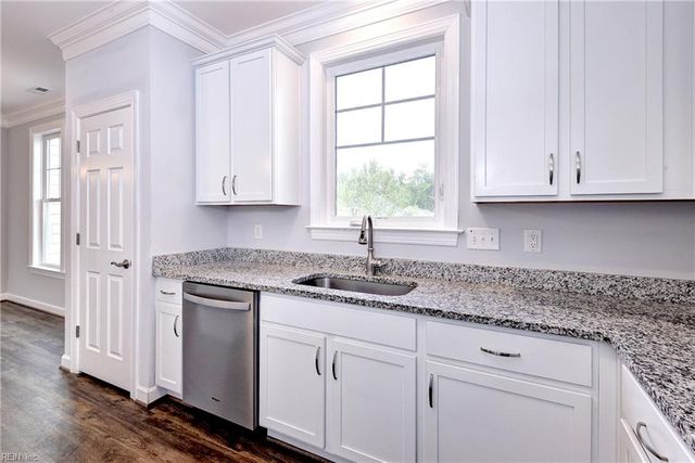 5445 Center ST, Williamsburg, VA 23188