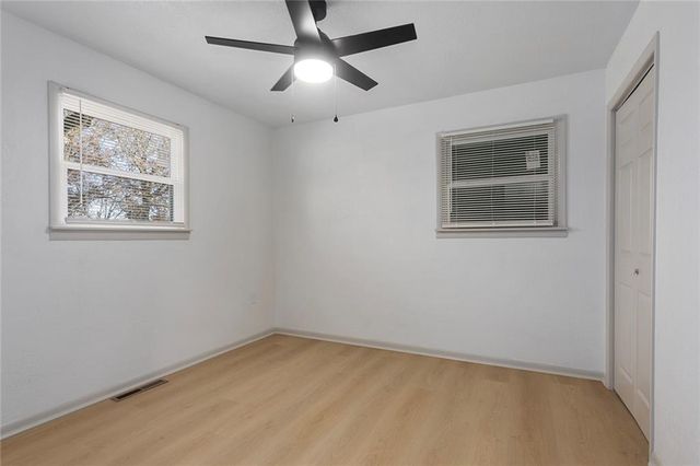 609 Florence Avenue, Lee's Summit, MO 64063