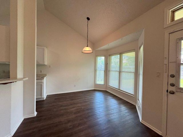 16404 Edgemere DR, Pflugerville, TX 78660