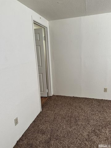 441 Florence Avenue, Tonopah, NV 89049
