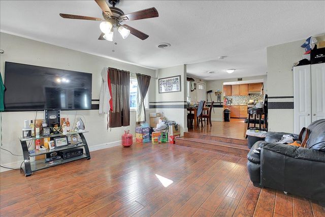 315 Ainsley Ave, Yuba City, CA 95991