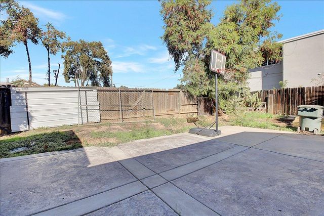 315 Ainsley Ave, Yuba City, CA 95991