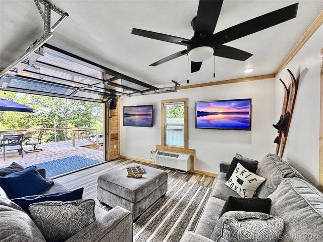 29410 S Redbird Lane, Park Hill, OK 74451