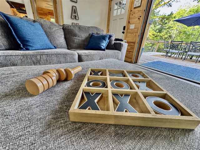 29410 S Redbird Lane, Park Hill, OK 74451