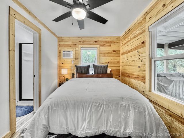 29410 S Redbird Lane, Park Hill, OK 74451