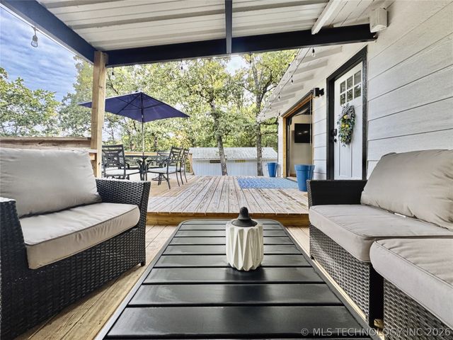 29410 S Redbird Lane, Park Hill, OK 74451