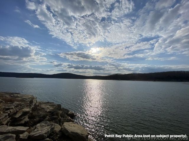 29410 S Redbird Lane, Park Hill, OK 74451