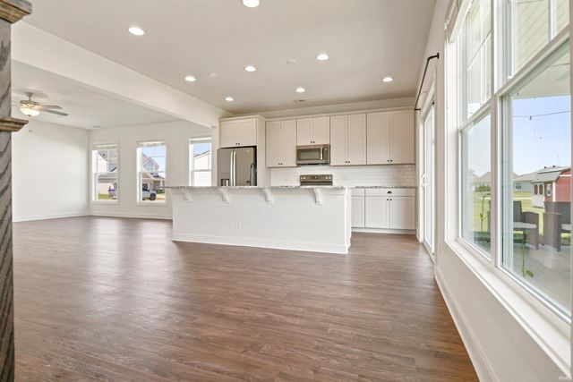 5355 Bloomsbury Court, Newburgh, IN 47630