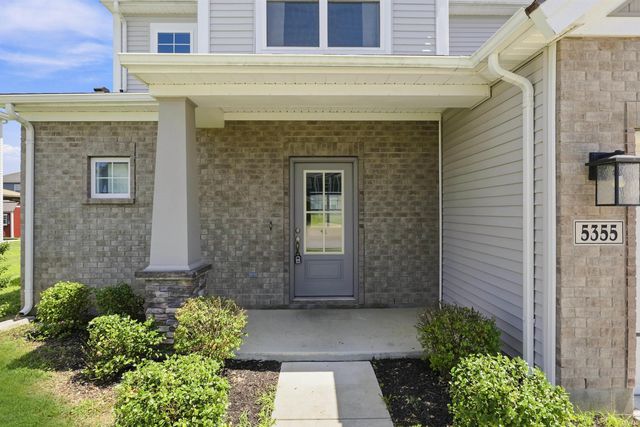 5355 Bloomsbury Court, Newburgh, IN 47630
