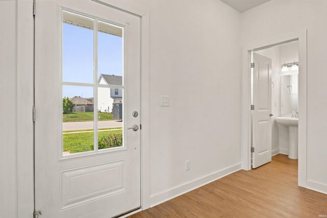 5355 Bloomsbury Court, Newburgh, IN 47630