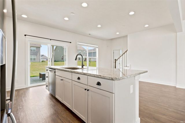 5355 Bloomsbury Court, Newburgh, IN 47630