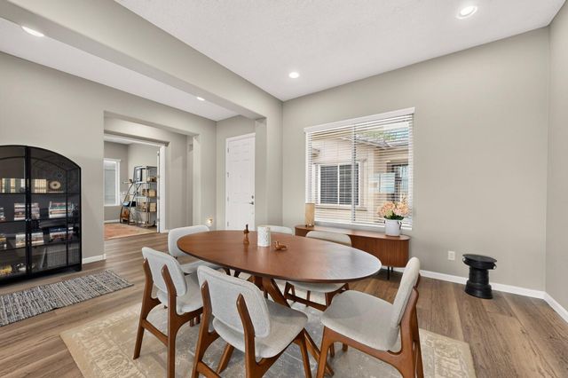 1604 Deer Valley Trail NW, Albuquerque, NM 87120