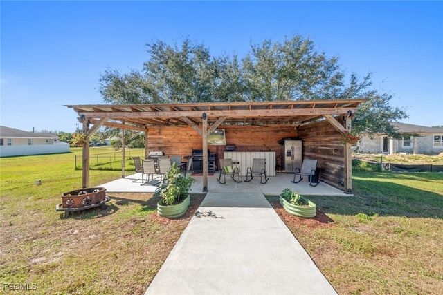 6139 Hendley CT, Fort Myers, FL 33905