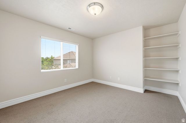 3113 W UINTA PINES CIR, South Jordan, UT 84095