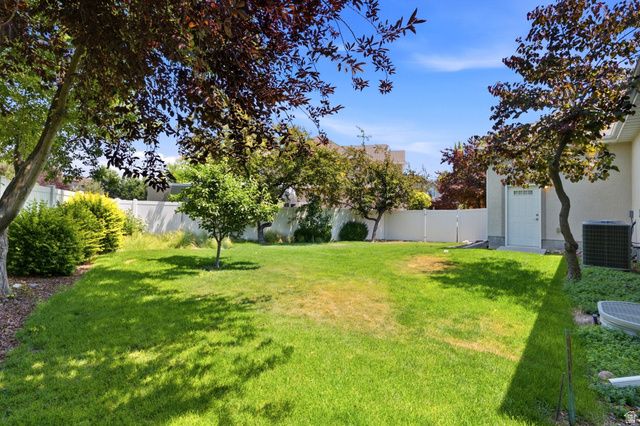 3113 W UINTA PINES CIR, South Jordan, UT 84095