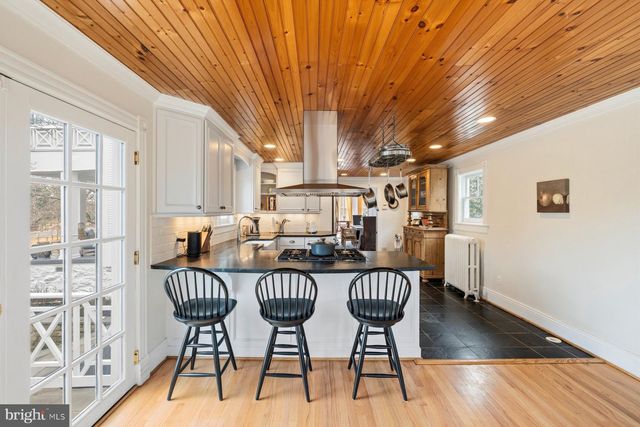 6825 NEEDWOOD RD, Derwood, MD 20855