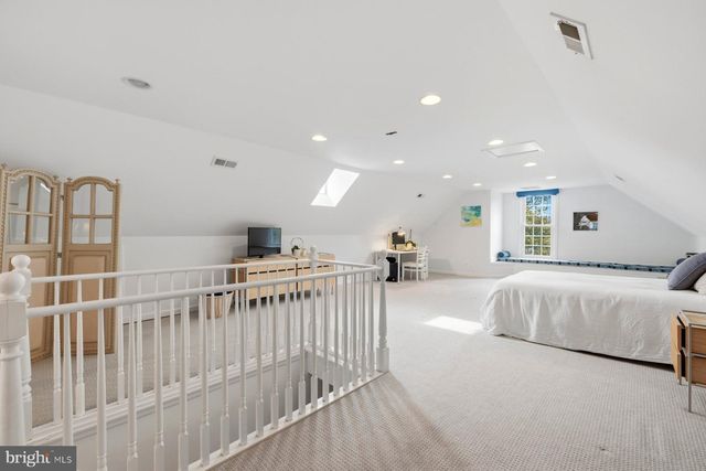 6825 NEEDWOOD RD, Derwood, MD 20855