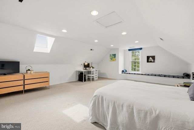 6825 NEEDWOOD RD, Derwood, MD 20855