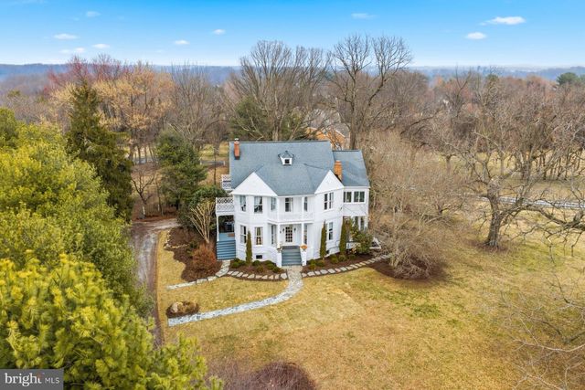 6825 NEEDWOOD RD, Derwood, MD 20855