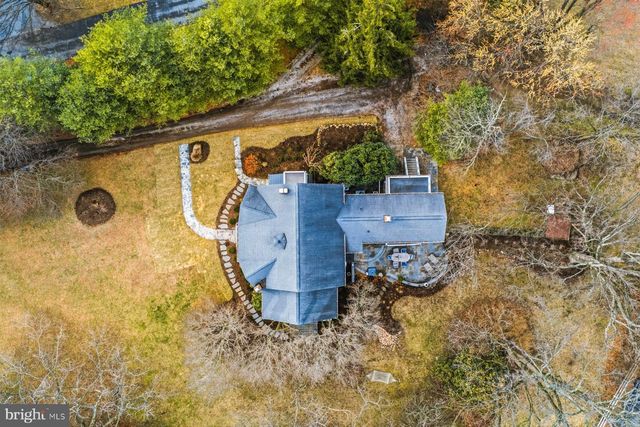 6825 NEEDWOOD RD, Derwood, MD 20855