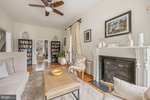 6825 NEEDWOOD RD, Derwood, MD 20855