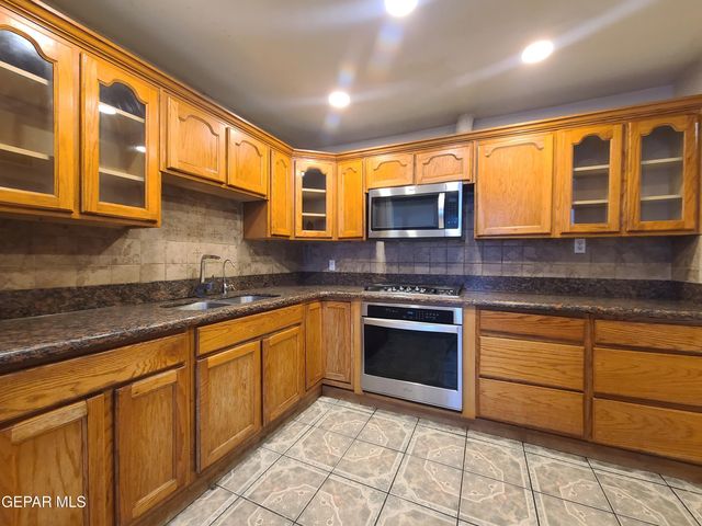 1714 BANKER Road, Canutillo, TX 79835