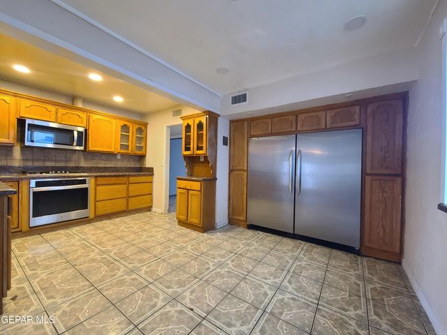 1714 BANKER Road, Canutillo, TX 79835