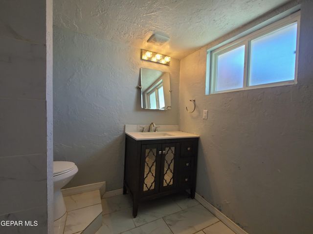 1714 BANKER Road, Canutillo, TX 79835