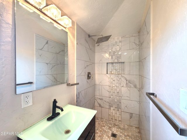 1714 BANKER Road, Canutillo, TX 79835