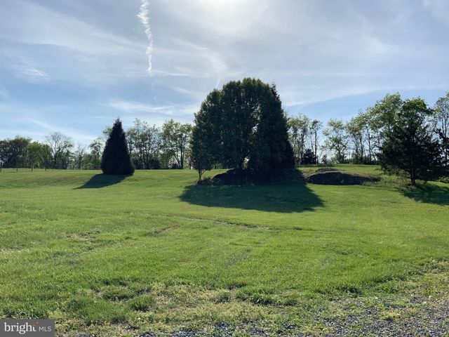 279 GOSLING MARSH RD, Martinsburg, WV 25404