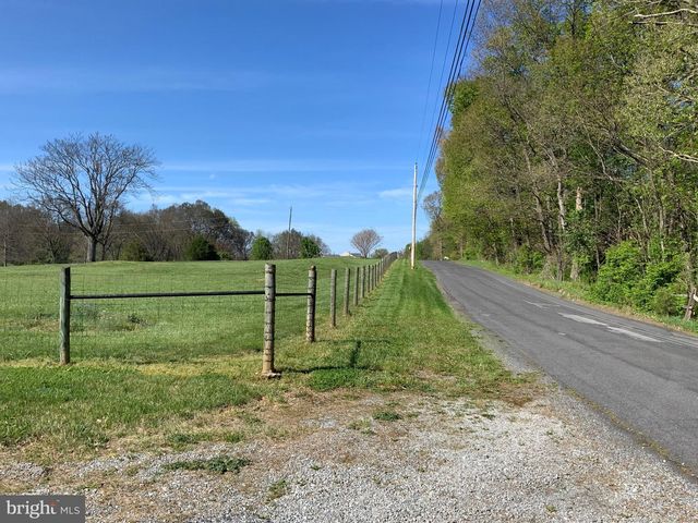 279 GOSLING MARSH RD, Martinsburg, WV 25404