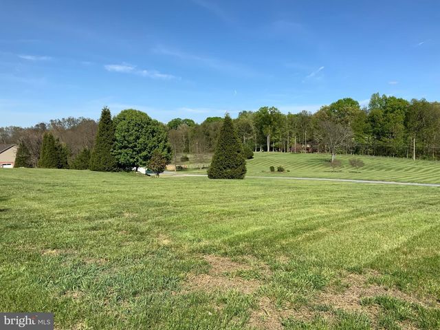279 GOSLING MARSH RD, Martinsburg, WV 25404