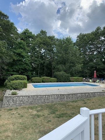 20 Millhouse Ave, Randolph, MA 02368
