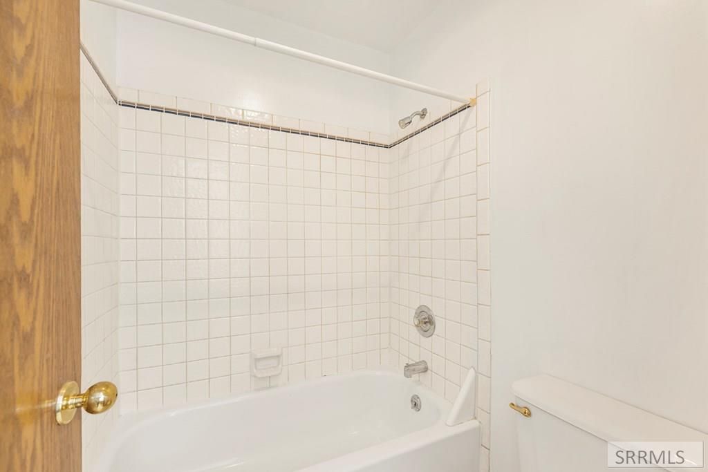 Image 17 of property listing at 2424 S St Clair Avenue, Idaho Falls, ID 83404