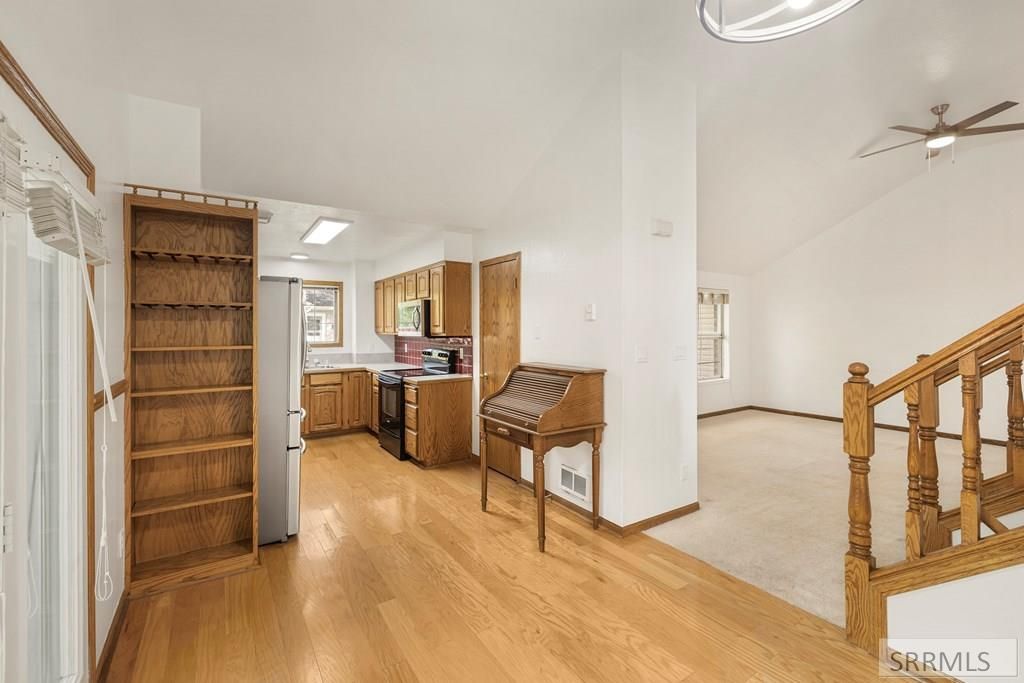 Image 9 of property listing at 2424 S St Clair Avenue, Idaho Falls, ID 83404