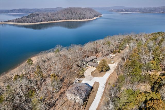 1555 County Road 156, Eureka Springs, AR 72632