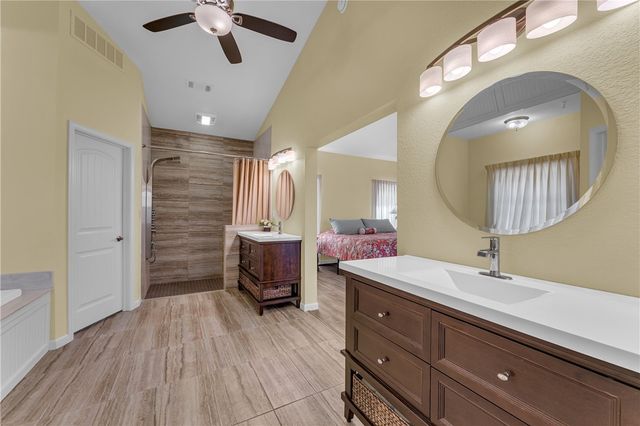 1555 County Road 156, Eureka Springs, AR 72632