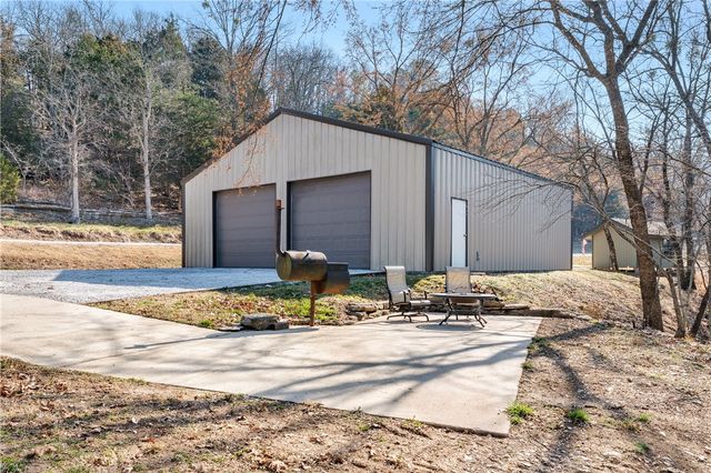 1555 County Road 156, Eureka Springs, AR 72632