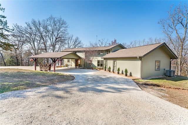 1555 County Road 156, Eureka Springs, AR 72632